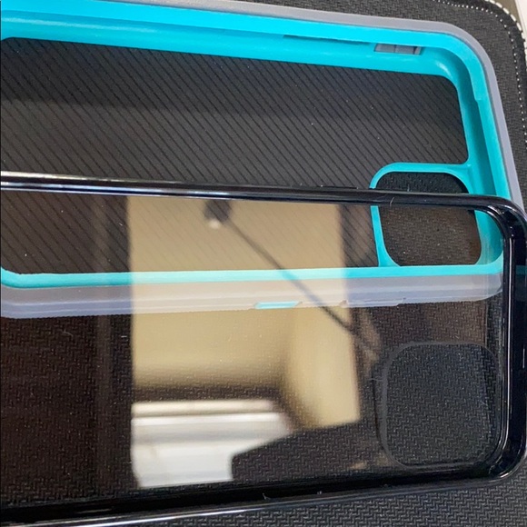 Iphone hard case bundle! - Picture 2 of 3